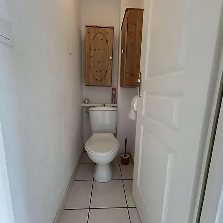 Maison Climatisee Avec 2 Pieces Et Mezzanine, 5 Couchages, Parking, St Pierre La - Fr-1-229d-159 Fleury (Aude)